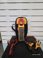 Fluke 381 with original case 