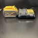 dewalt battery and charger flex volt battery dcb112