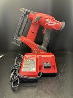 Milwaukee 18 Gauge Nailer With Battery and Charger 2749-20