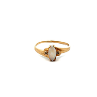 10kt Yellow Gold Opal Ring 