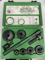 GREENLEE KNOCKOUT PUNCH SET W/RATCHETING BOX END WRENCH # 7238SB