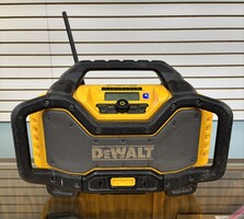 DeWalt - DCR025 - 20V/60V FlexVolt Jobsite Bluetooth Battery Charger Radio