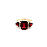 10kt Yellow Gold Diamond & Garnet Ring