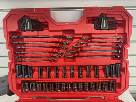 CRAFTSMAN 121 Pc Gunmetal Chrome Mechanic Tool Set CMMT12033 Nice Condition!