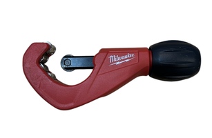 Milwaukee Tool Constant Swing Tubing Cutter Pipe Cutter 48-22-4252