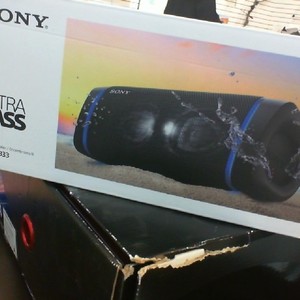 sony extra bass portable speaker in box