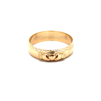 14kt Yellow Gold Claddagh Band Ring