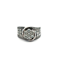 10kt White Gold 1.60ct tw Diamond Cluster Ring