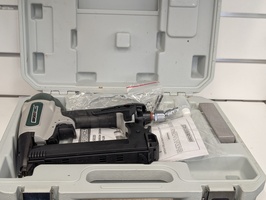 Master Force Pneumatic Stapler 