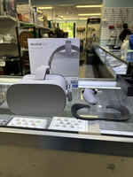 Oculus Go 32GB Virtual Reality Headset MH-A32
