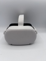 Oculus Quest 2 Headset With Headphones