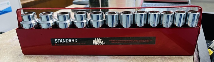 Mac Tools 12 Piece Socket VT15