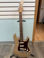 Fender Relic Stratocaster  Electric Guitar 