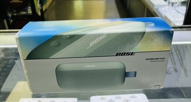 Bose SoundLink Flex Portable Bluetooth Speaker
