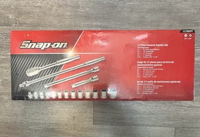 Snap on Tools 17 pc 1/2" Drive 6-Point SAE General Service Socket Set 317MSPC