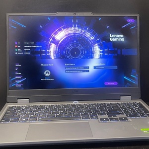 Lenovo LOQ 15ARP9 15.6 ryzen 5 7235hs