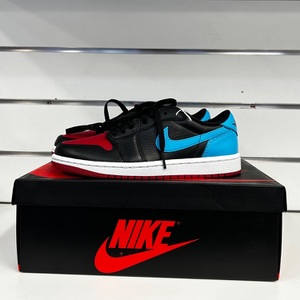 Nike Air Jordan 1 Retro Low OG "UNC to Chi" CZ0775-046 Wmns Size 6.5