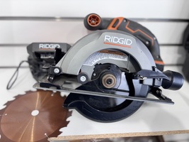 RIDGED 18V SubCompact Brushless Cordless 6-1/2 in. Circular Saw 