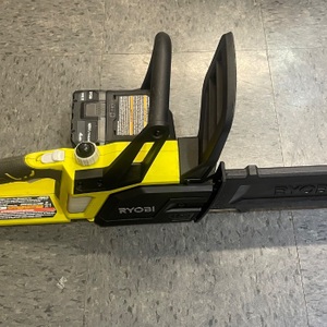 RYOBI 18V ONE+ 6" PRUNING CHAINSAW P546