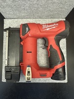 Milwaukee fuel brushless 2540-20 M12 23 Gauge Cordless Pin Nailer w/battery & ch