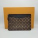 Louis Vuitton Daily Pouch MNG Noir
