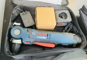 BOSCH PS11 right angle drill 12v w/ battery & charger