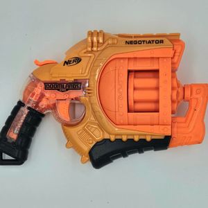 Nerf Doomlands 2169 Negotiator Blaster – 8-Dart Revolver