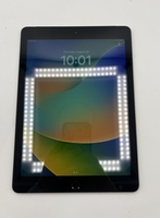 Apple iPad 6th Generation 32GB Wi-Fi 9.7” Tablet – Space Gray (Pre-Owned)