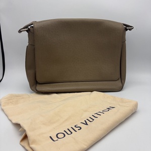 Louis Vuitton Taiga Roman PM Shoulder Bag