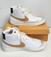Nike Blazer Mid ’77 Vintage White Amber Brown Black Men’s Size 13