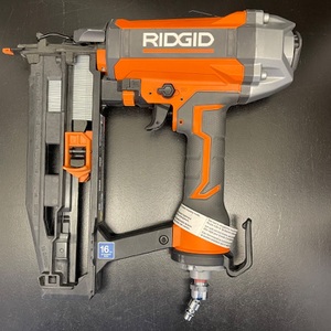 Ridgid R250SFF3 16 Gauge 2-1/2" Straight Finish Nailer