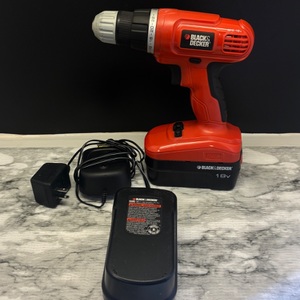 Black & Decker GCO1800 Drill/Driver with 2 Batteries and Charger