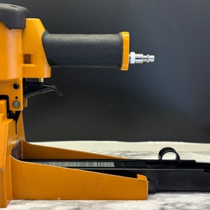 Bostitch DS-3522 Pneumatic Carton Stapler Top Closer Stick