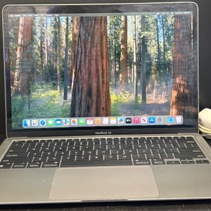 Apple MacBook Air 13" 2020 256GB SSD 8GB M1 A2337