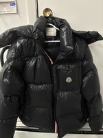 Moncler Men’s Jacket Size 8 Navy Blue