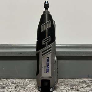 Dremel 8220