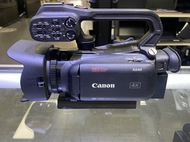 Canon XA40 Professional UHD 4K Camcorder W/ Handle, Hood, Case