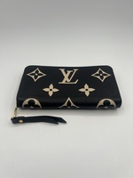 Louis Vuitton Zippy Wallet 