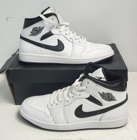 Nike Air Jordan 1 Mid White Black Men’s Size 10 DQ8426-132 With Box