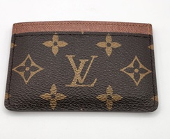 Louis Vuitton Monogram Canvas Card Holder w/ Entrupy COA