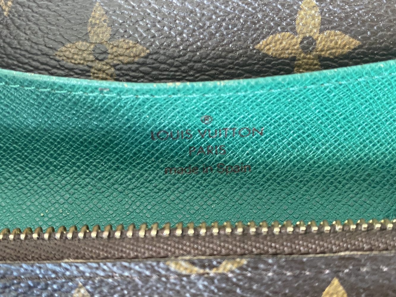 Louis Vuitton Emilie monogram, green wallet (CA5102)